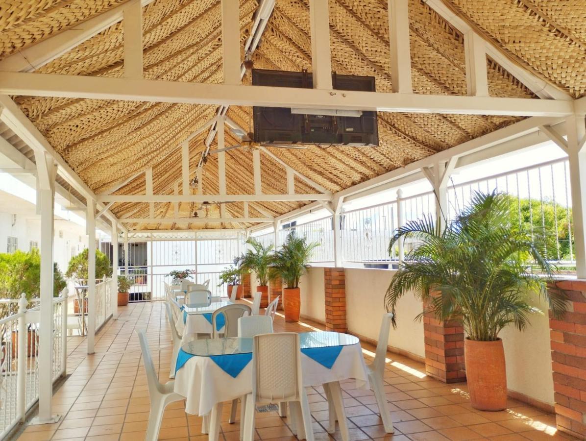 Hotel Orquidea Real バジェドゥパル エクステリア 写真